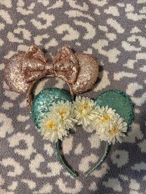 Sequin Minnie Ear Headband with Floral Accent - Rose Gold & Teal